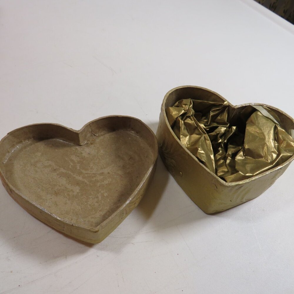 Collection of (8) valentine’s gift boxes (NEW) - Picture 12 of 16